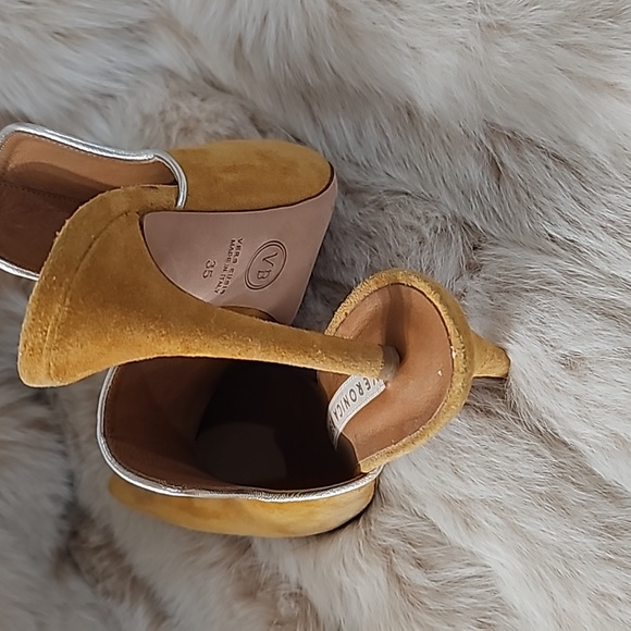 Veronica Beard Heeled Mules in Saffron/GoldenTrimmed with Metallic Silver Sz.35 - Picture 5 of 11